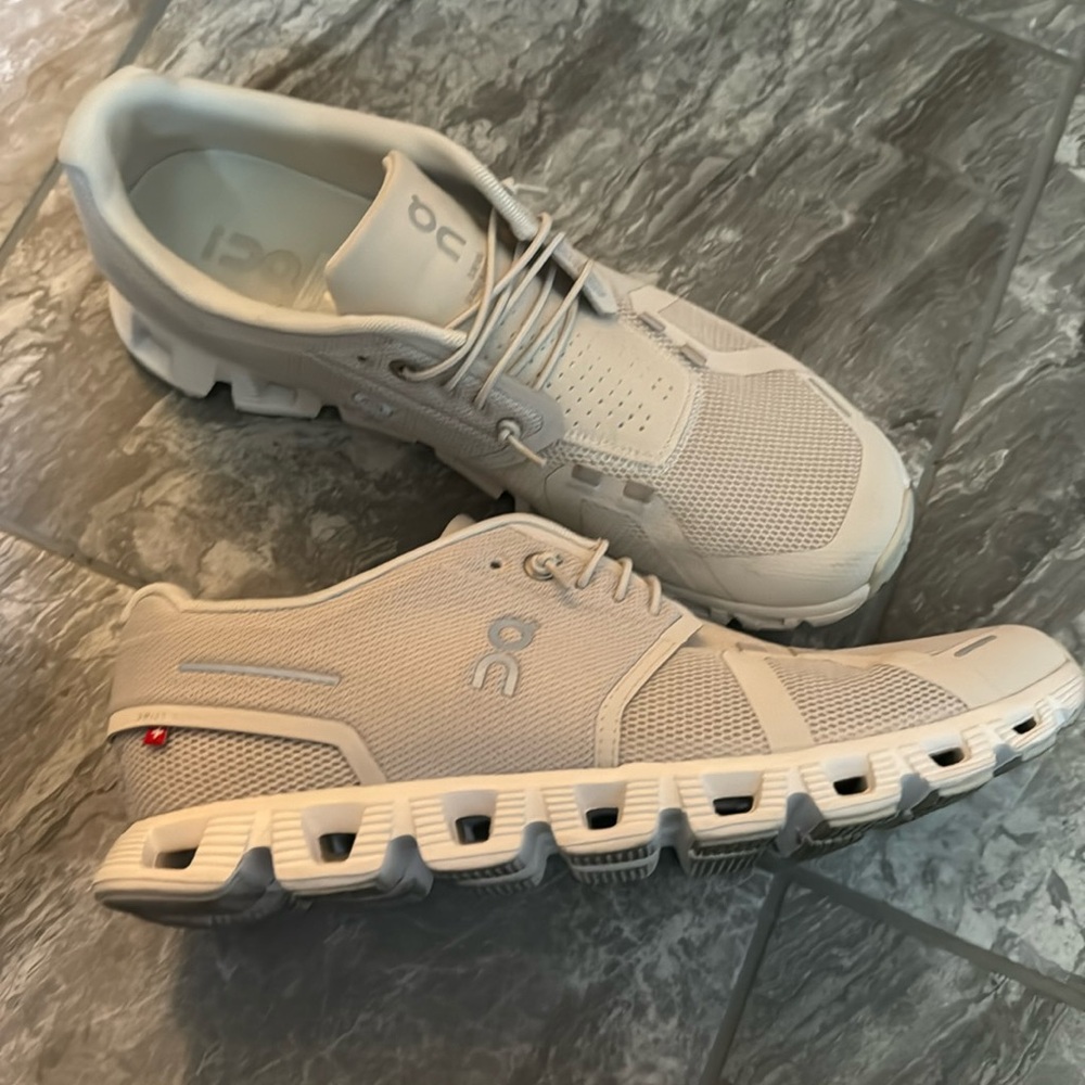 Women’s Cloud 5 Tennis Shoes